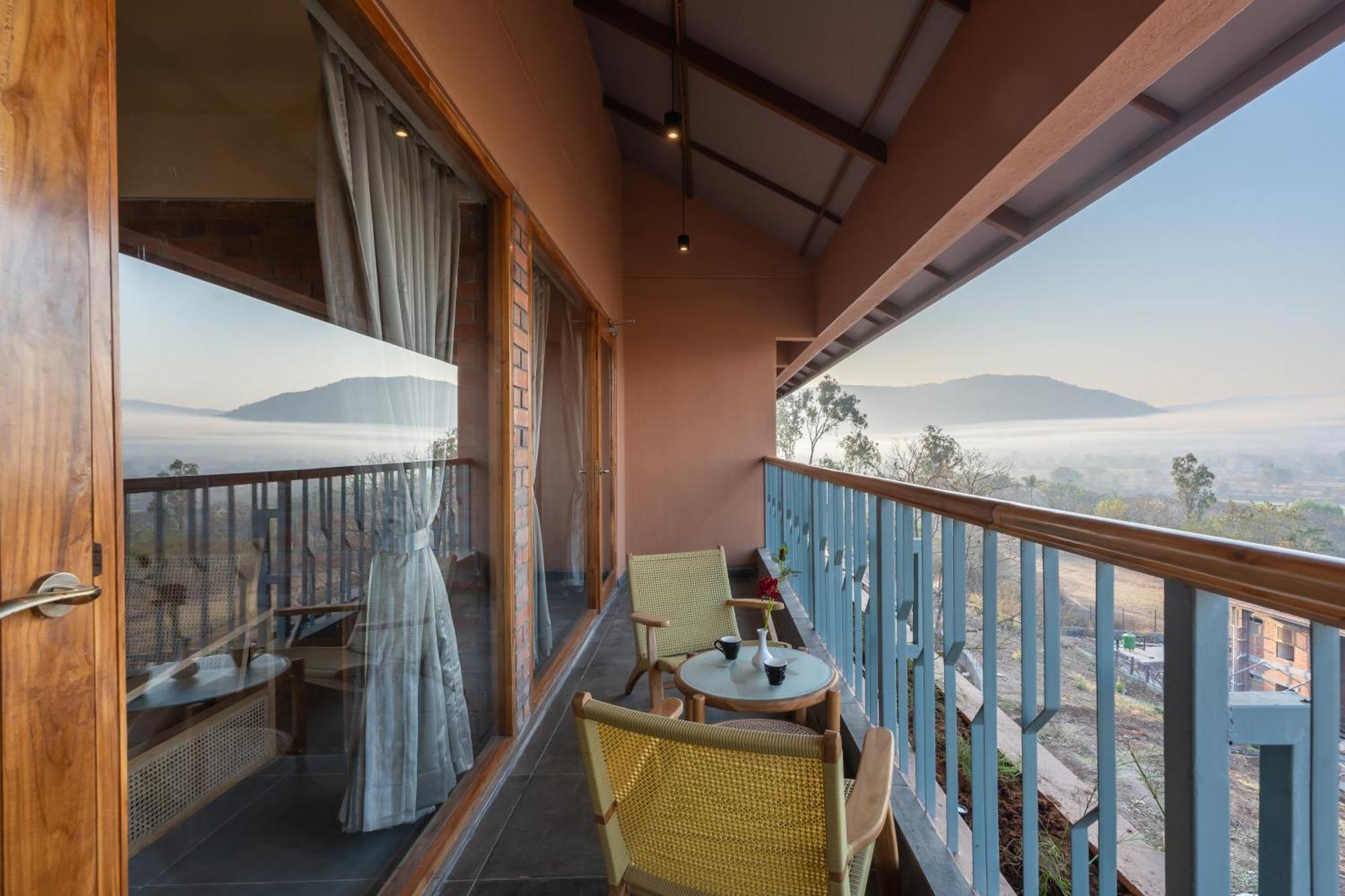 The Foresta Resort ,Mulshi Paud Экстерьер фото