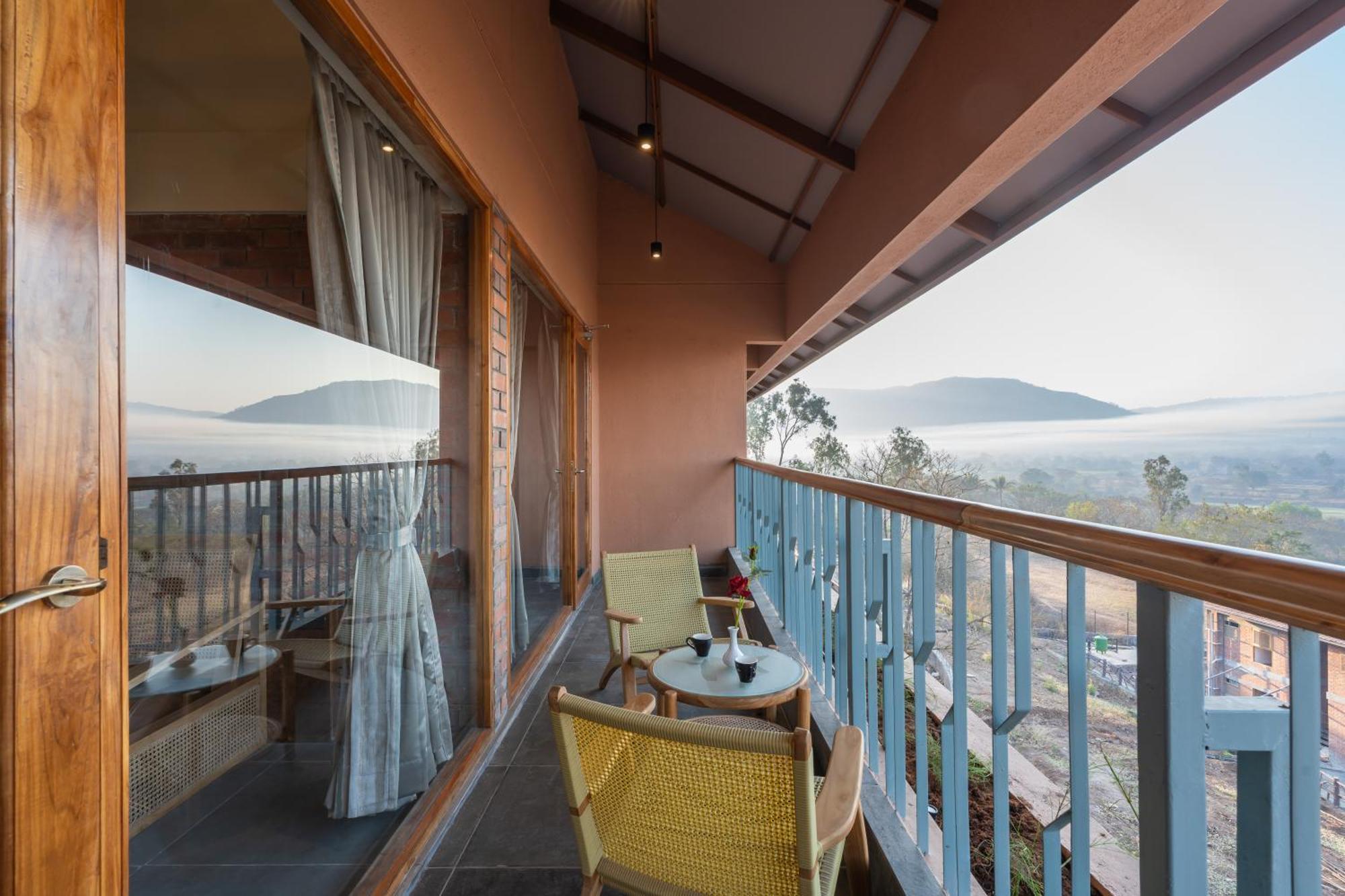 The Foresta Resort ,Mulshi Paud Экстерьер фото
