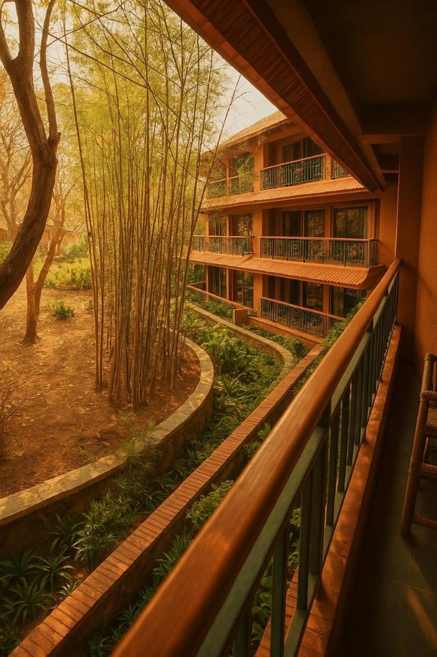 The Foresta Resort ,Mulshi Paud Экстерьер фото
