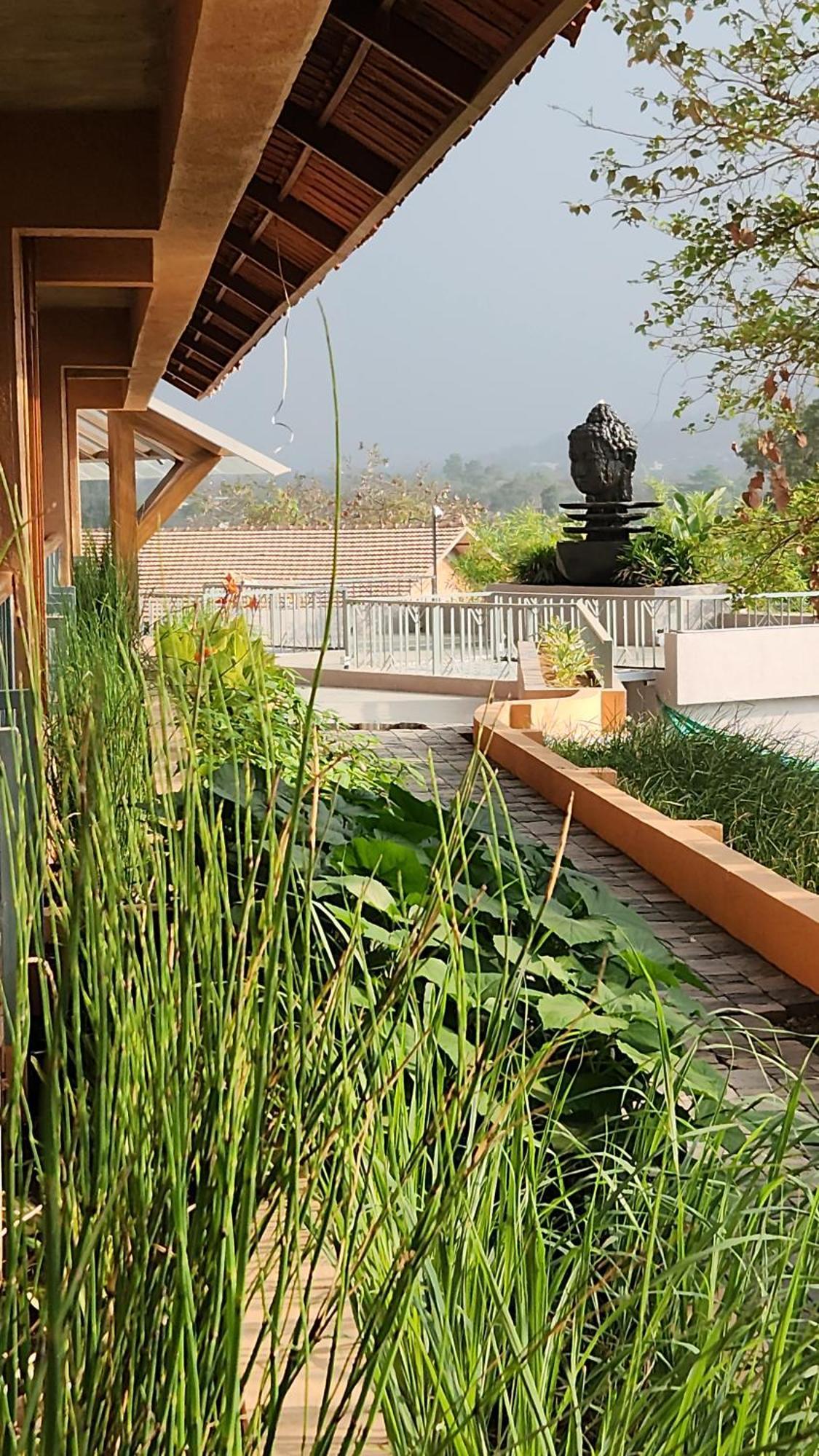 The Foresta Resort ,Mulshi Paud Экстерьер фото